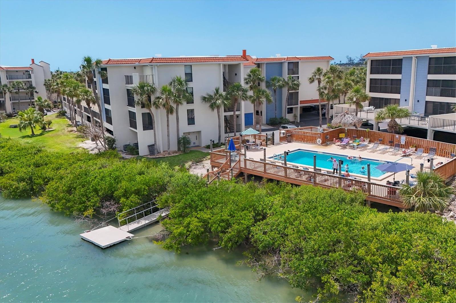 SANDPIPER KEY CONDO - Residential