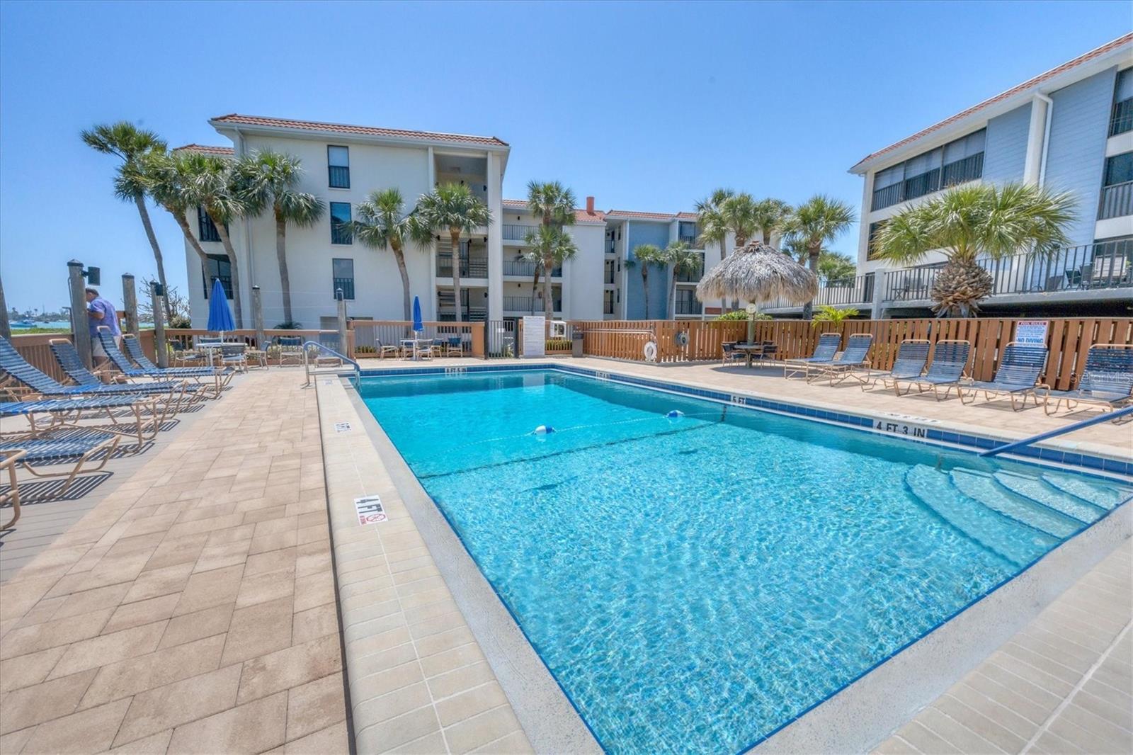 SANDPIPER KEY CONDO - Residential