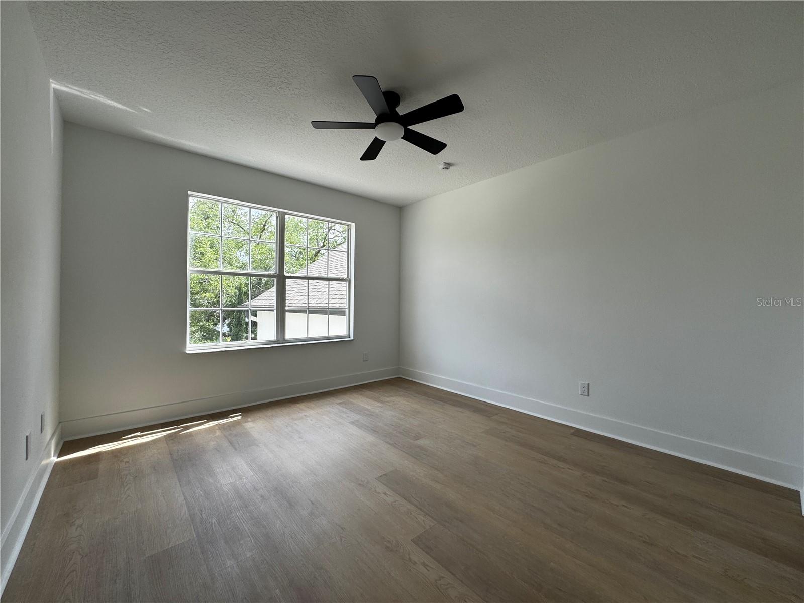 JOHNS LANDING - Residential