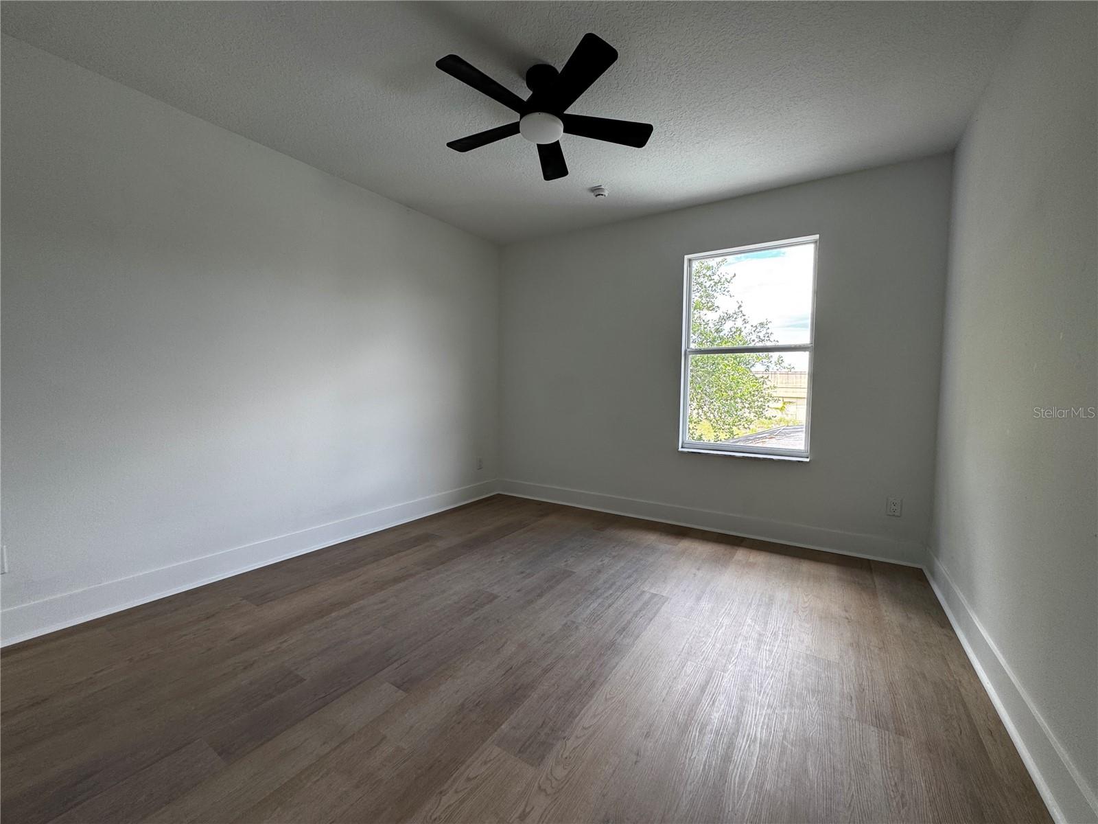 JOHNS LANDING - Residential
