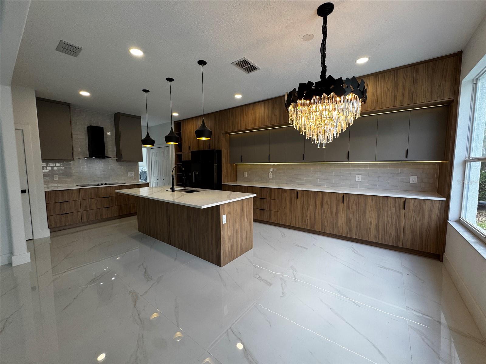 JOHNS LANDING - Residential