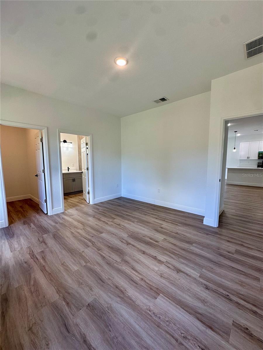 PORT CHARLOTTE SUB 12 - Residential Lease