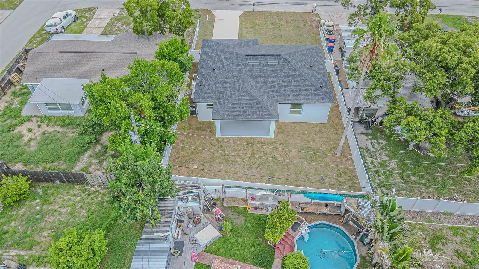 4250 OAK BLUFF AVENUE