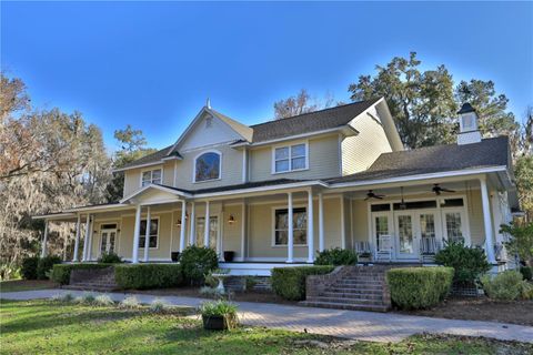 Photo of 15551 NW Highway 225, Reddick, FL 32686 (MLS # OM717740)