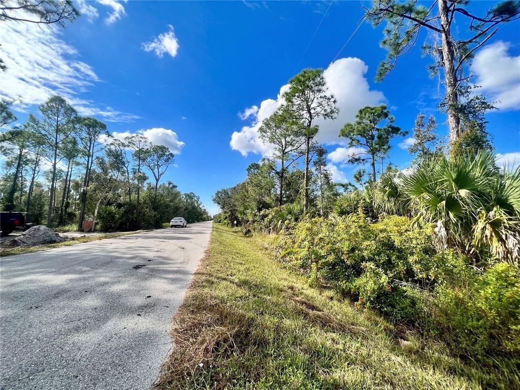 Photo of 27372 Las Lomas Drive, Punta Gorda, FL 33955 (MLS # C7511623)
