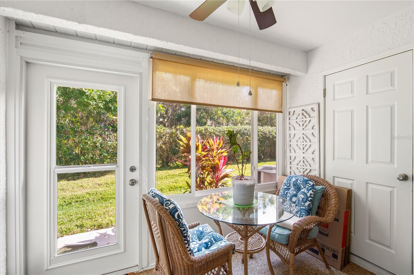 KNOLLS OF KINGS POINT 02 A CONDO - Residential Lease