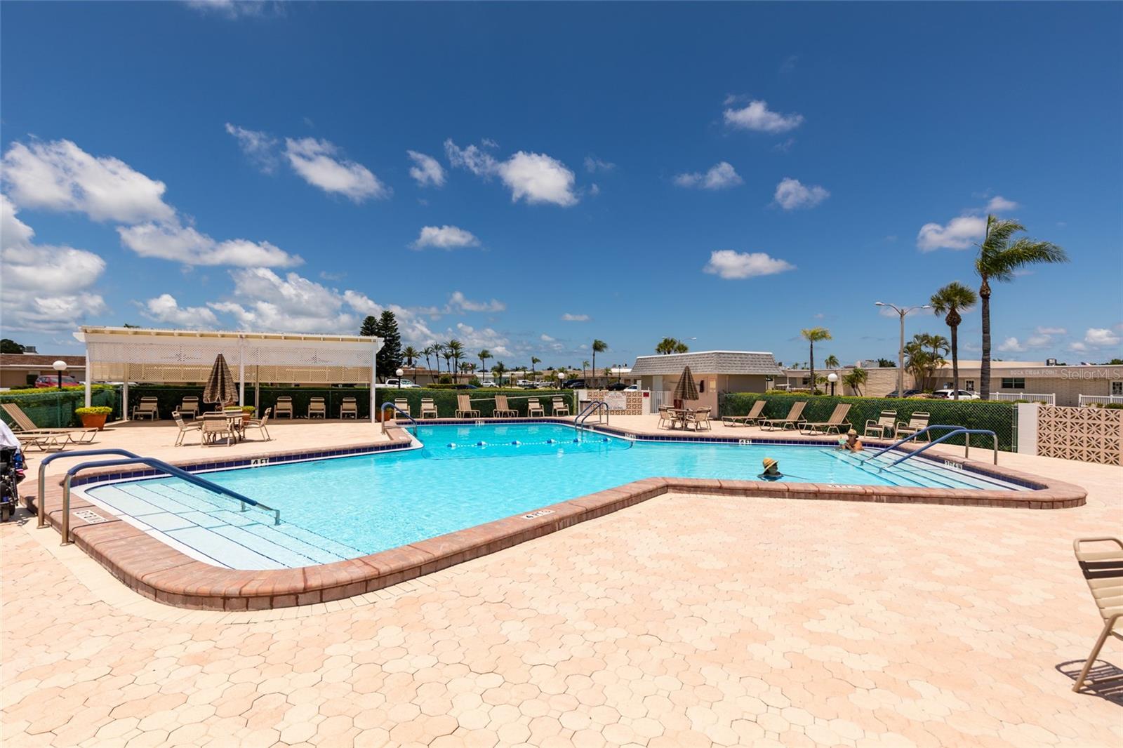 BOCA CIEGA POINT BOATING COMMUNITY - Residential