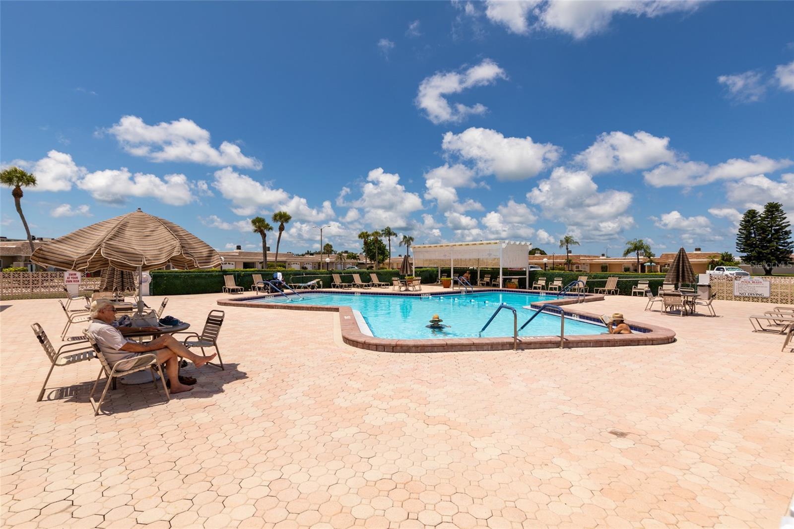 BOCA CIEGA POINT BOATING COMMUNITY - Residential