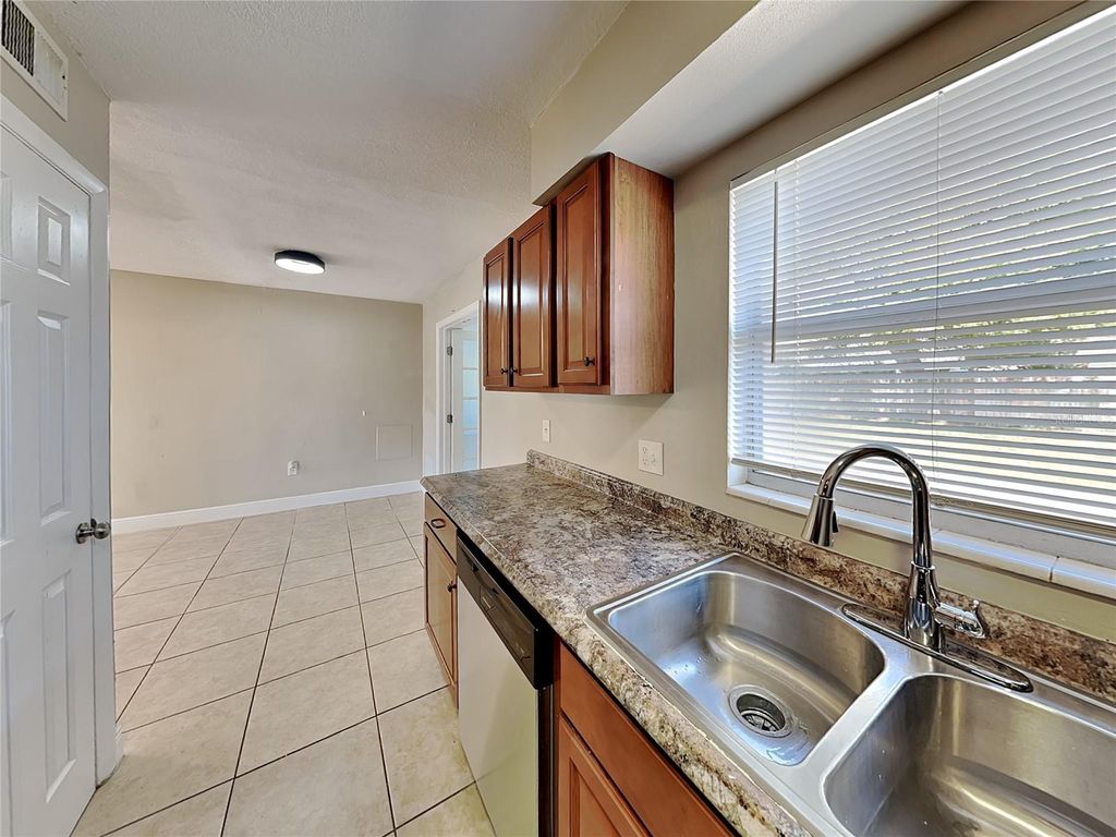 Photo of 1117 Princewood Drive, Orlando, FL 32810 (MLS # O6385135)