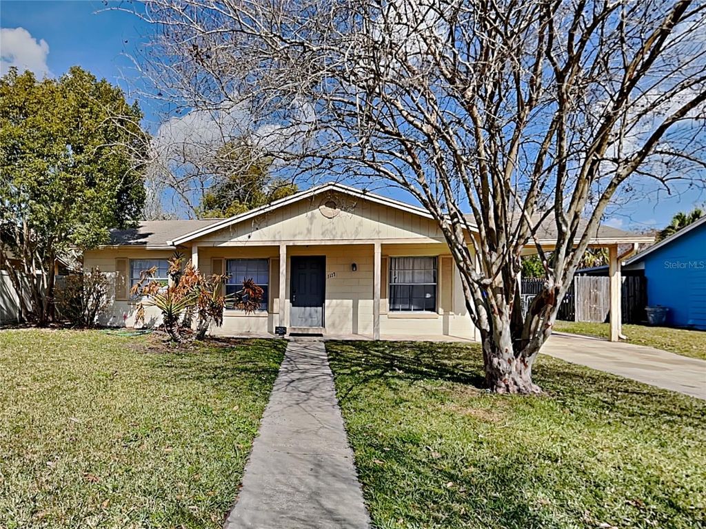 Photo of 1117 Princewood Drive, Orlando, FL 32810 (MLS # O6385135)