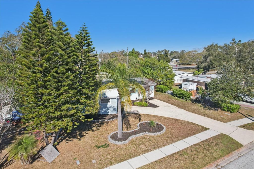 Photo of 5511 93rd Avenue N, Pinellas Park, FL 33782 (MLS # TB8472615)