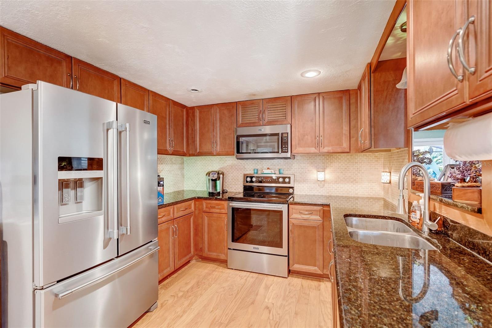 DE SOTO LAKES - Residential