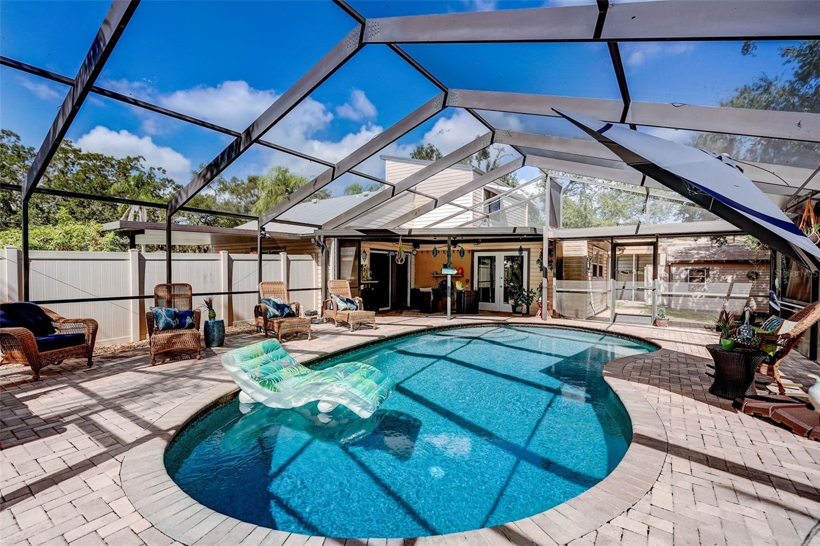 DE SOTO LAKES - Residential