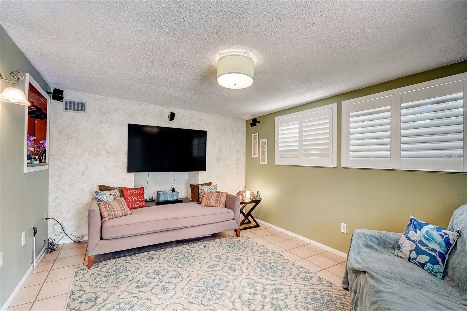 DE SOTO LAKES - Residential