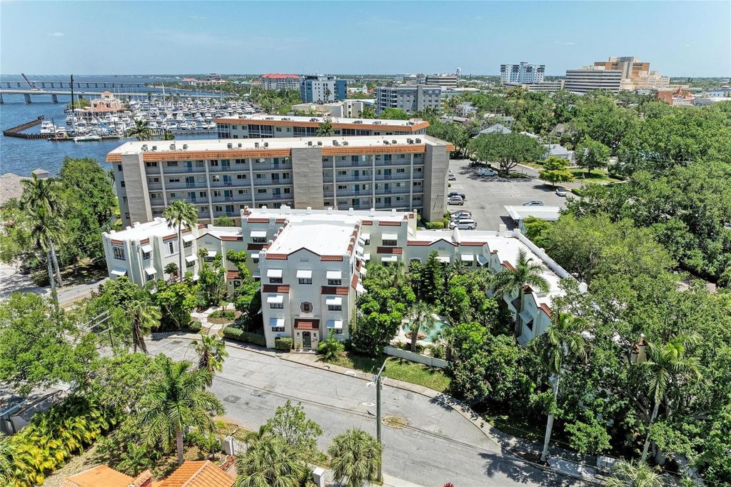 Photo of 210 N 17th Street W #14, Bradenton, FL 34205 (MLS # A4691050)