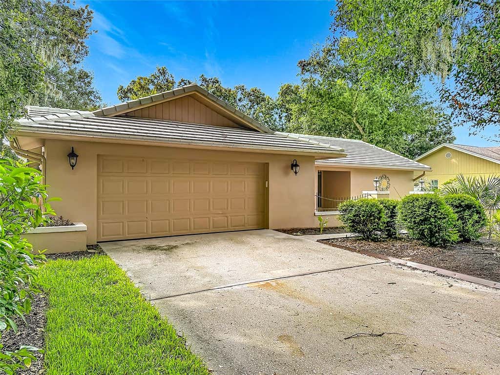 Photo of 3097 Edgemoor Drive, Palm Harbor, FL 34685 (MLS # W7888200)