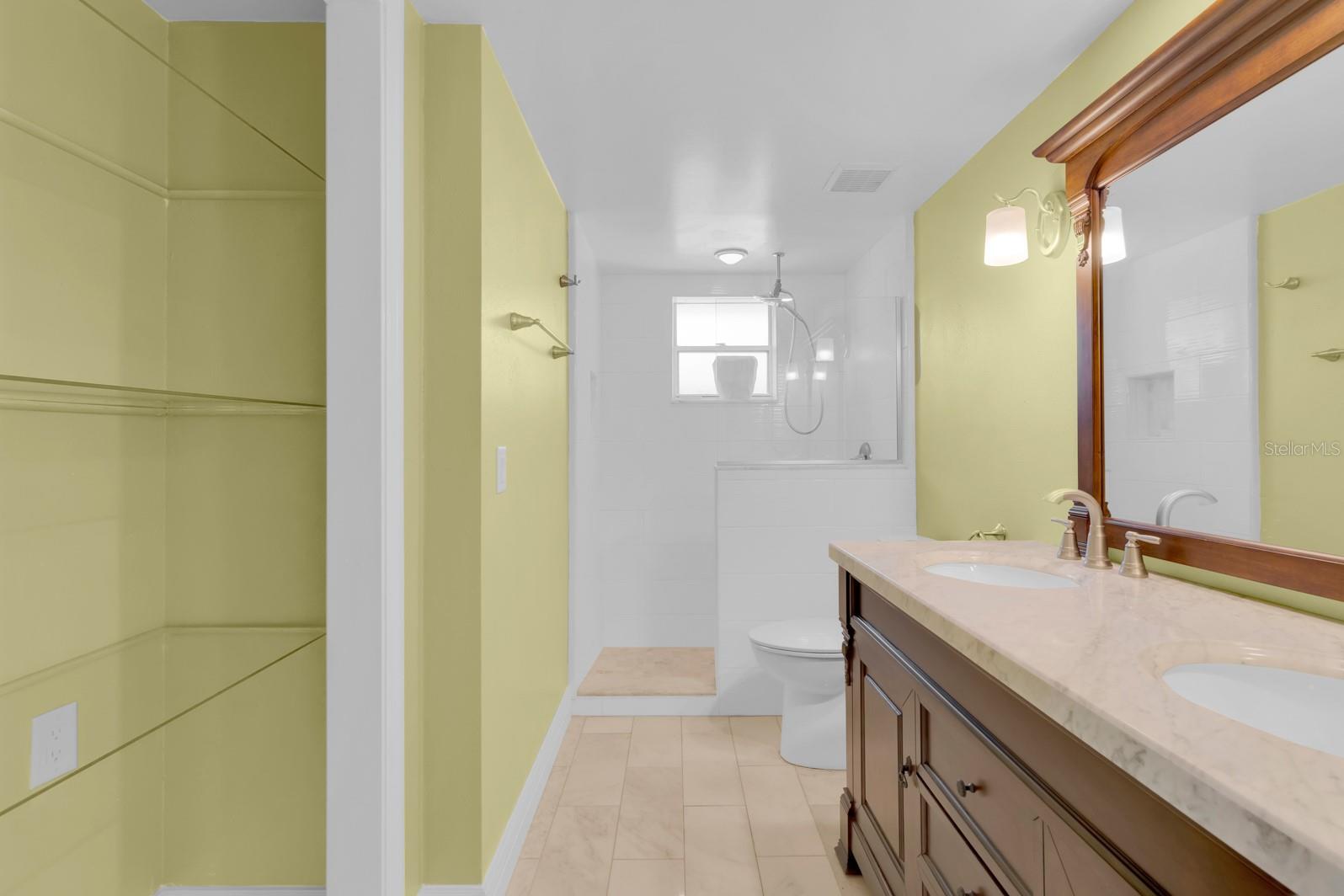 SWEETWATER CLUB - Residential