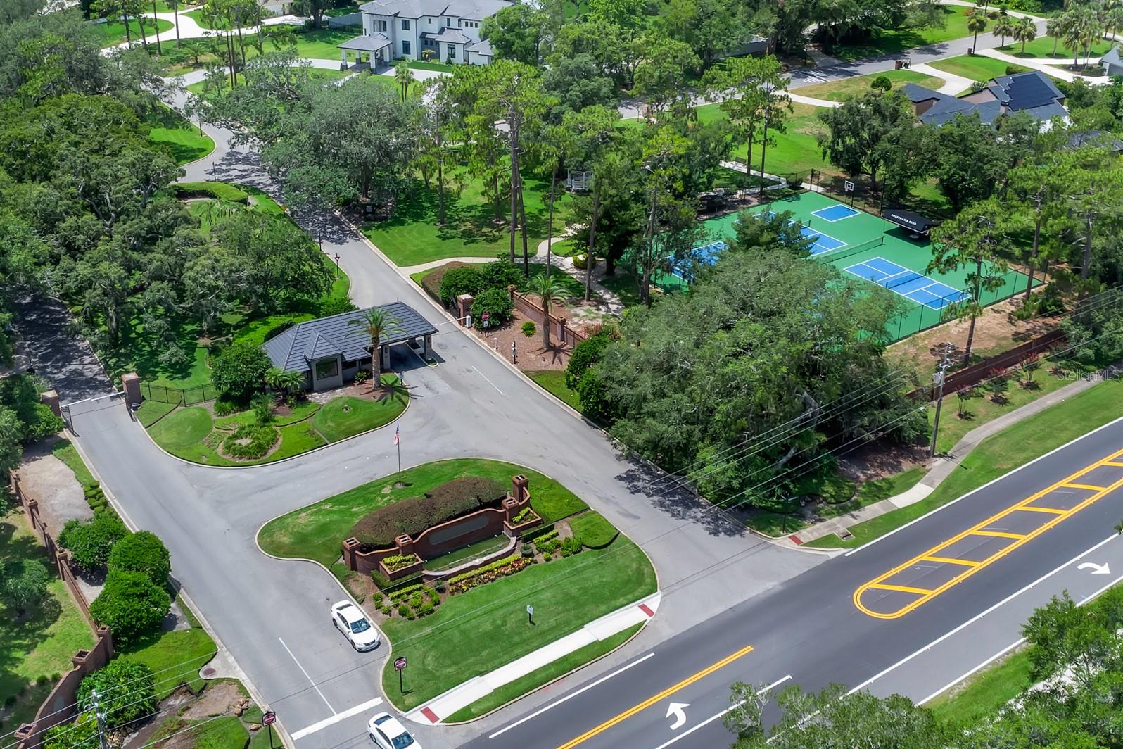 SWEETWATER CLUB - Residential