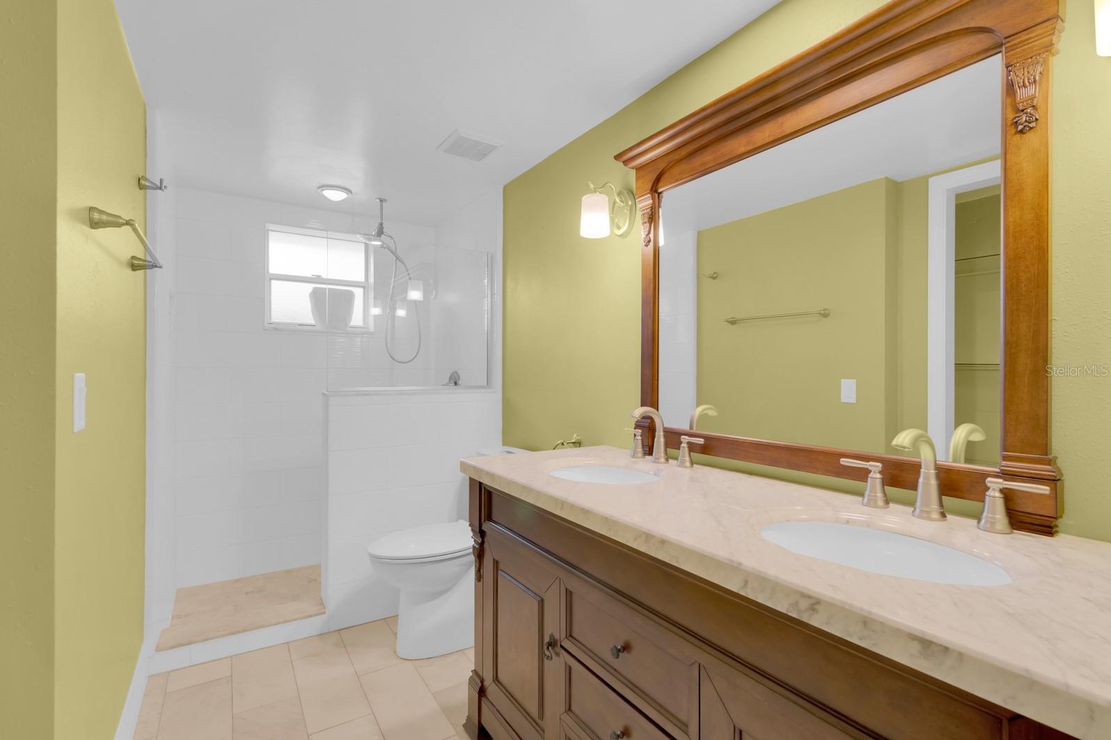 SWEETWATER CLUB - Residential