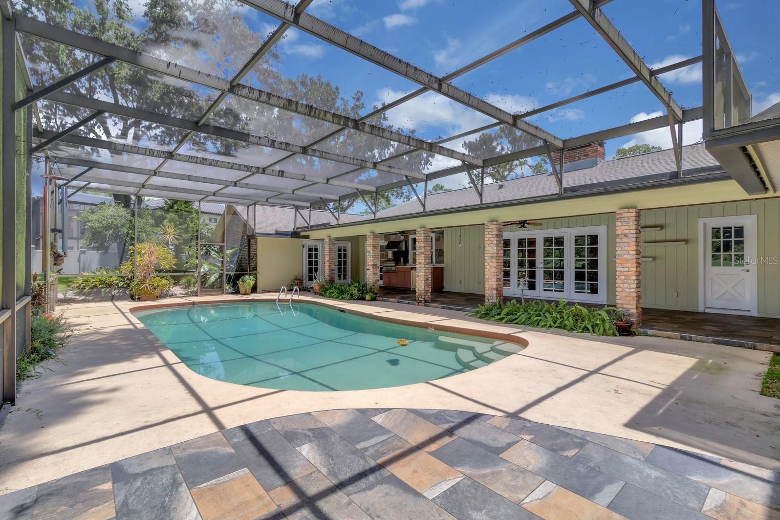 SWEETWATER CLUB - Residential