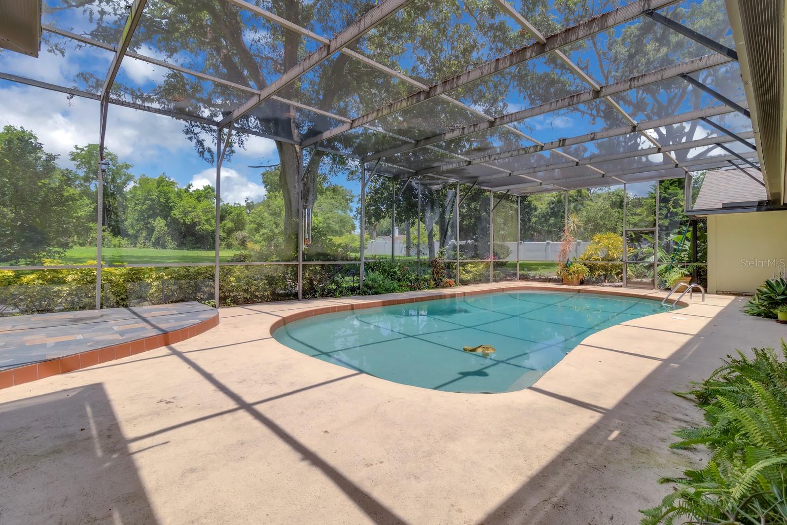 SWEETWATER CLUB - Residential