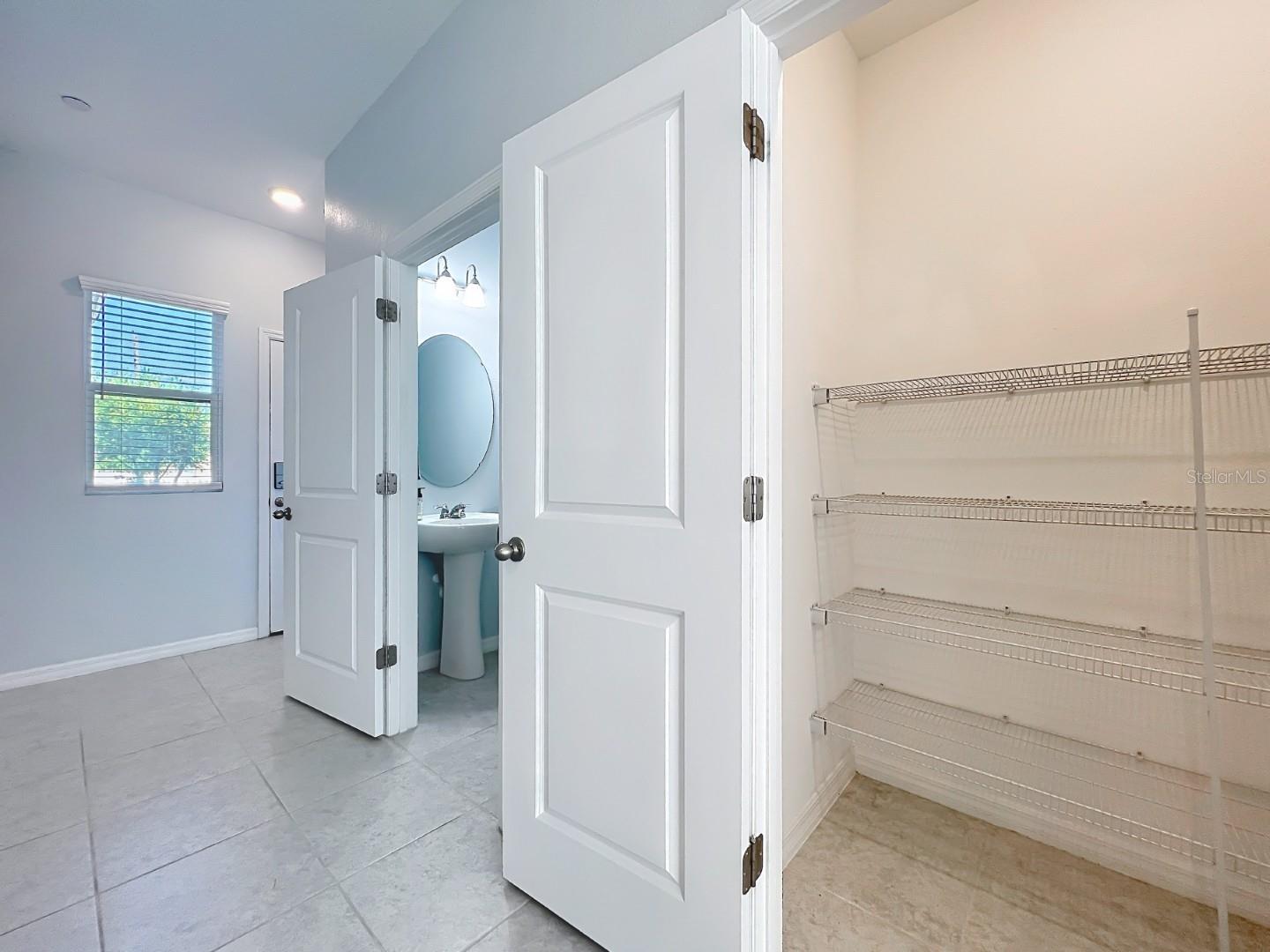 BAY LAKE PRESERVE - Residential