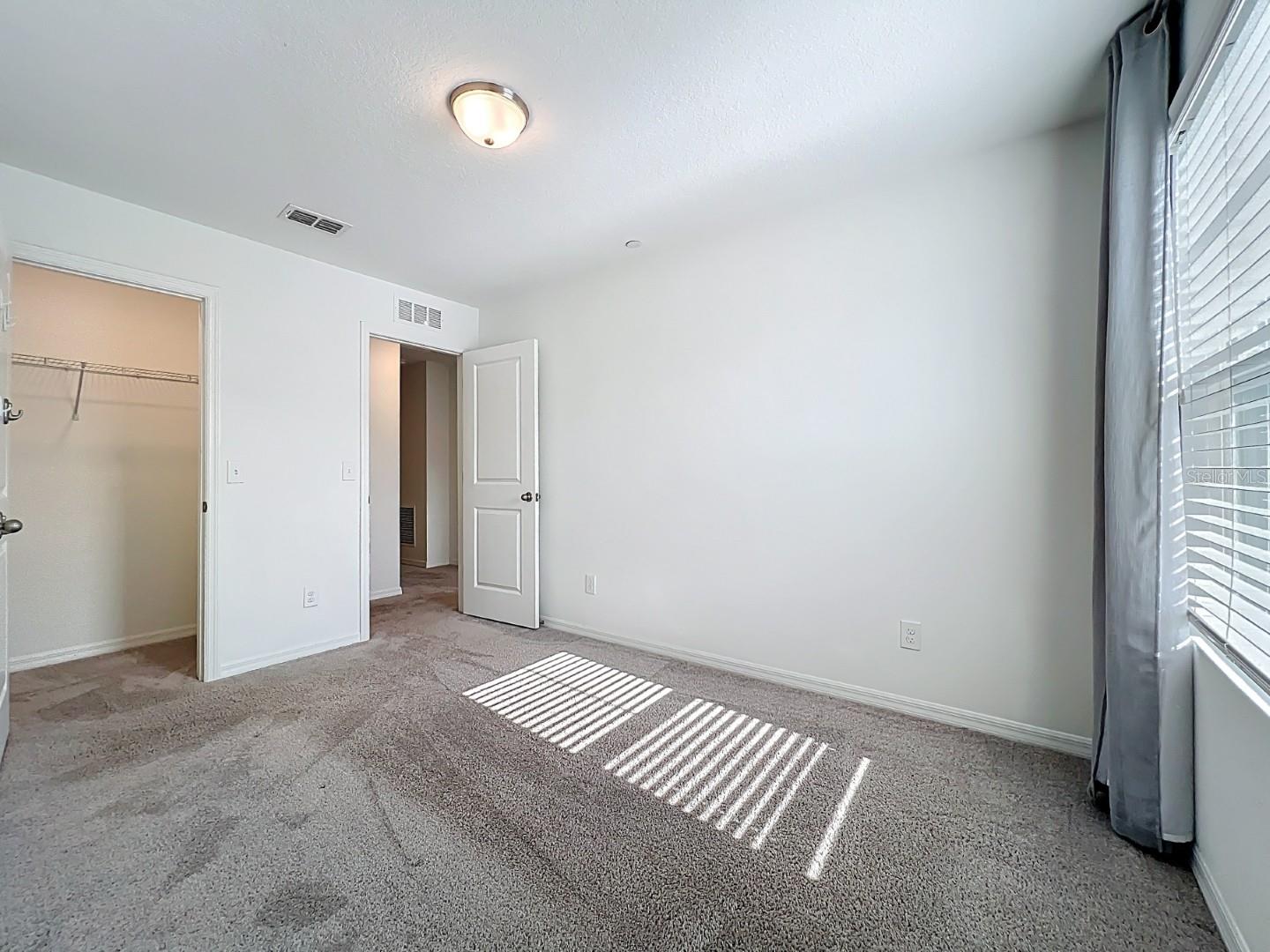 BAY LAKE PRESERVE - Residential