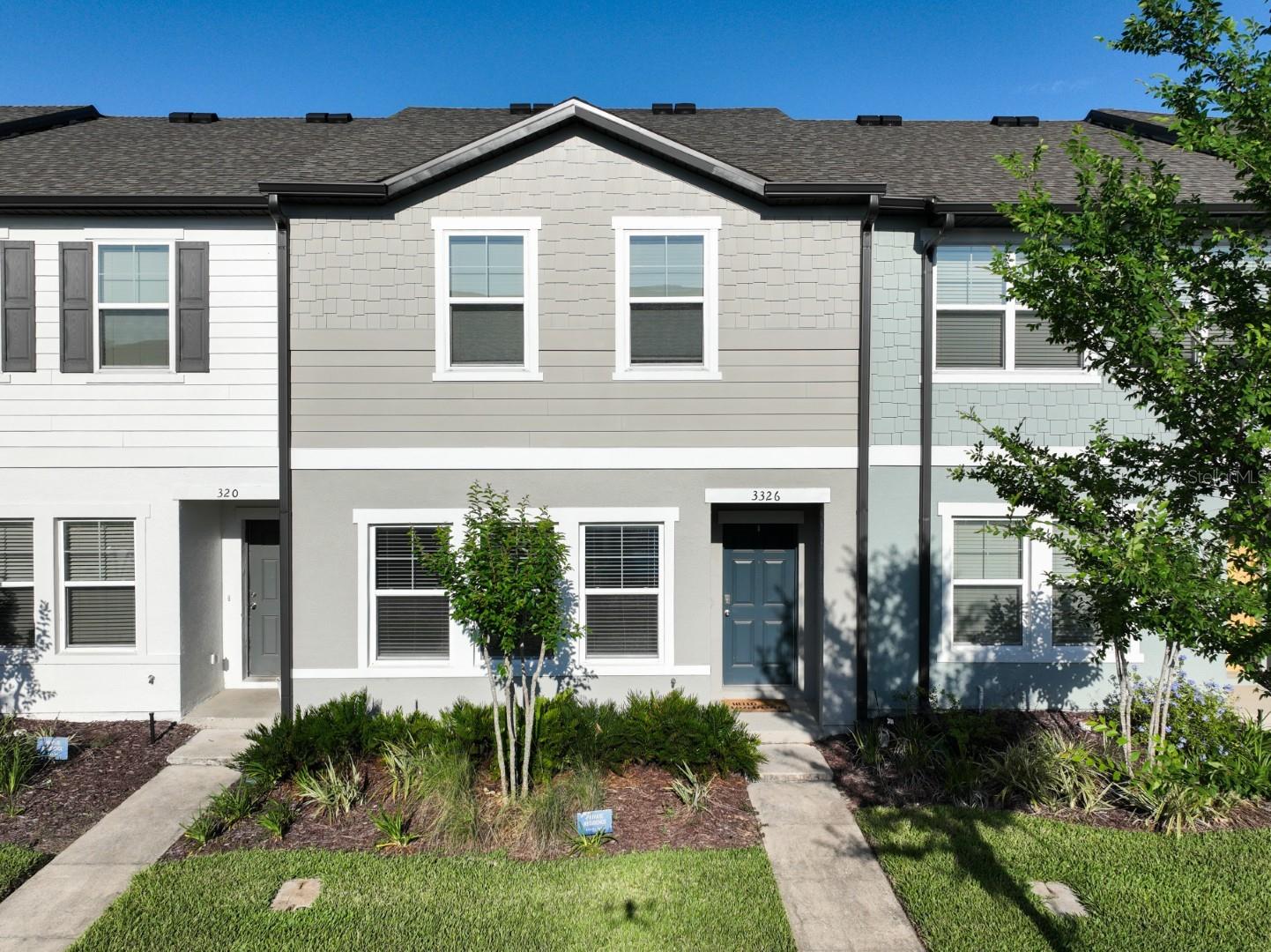 BAY LAKE PRESERVE - Residential