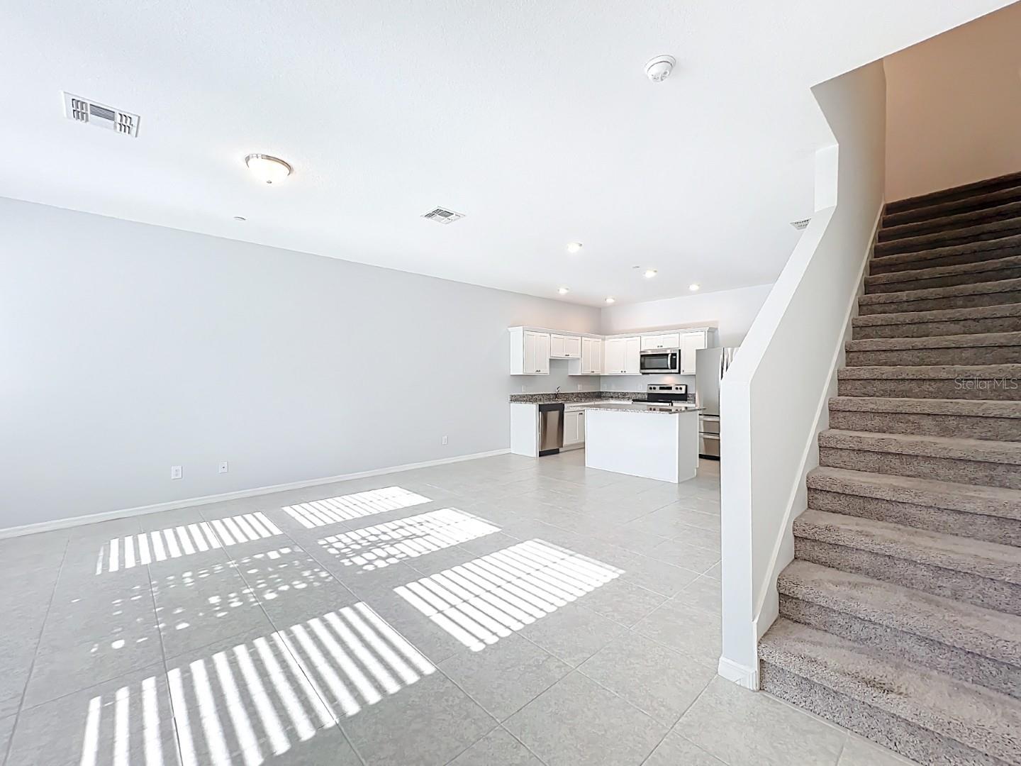 BAY LAKE PRESERVE - Residential