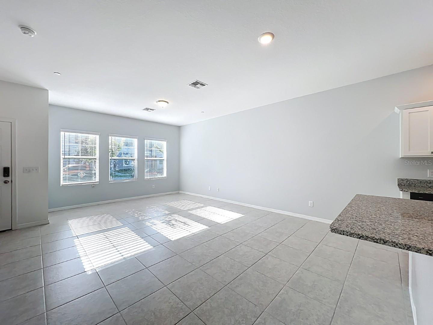 BAY LAKE PRESERVE - Residential