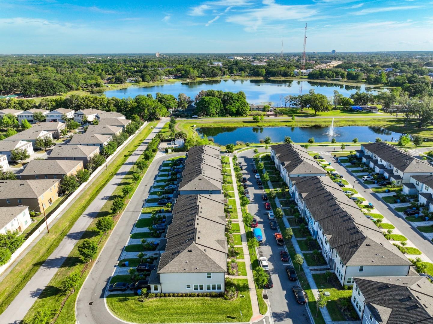 BAY LAKE PRESERVE - Residential