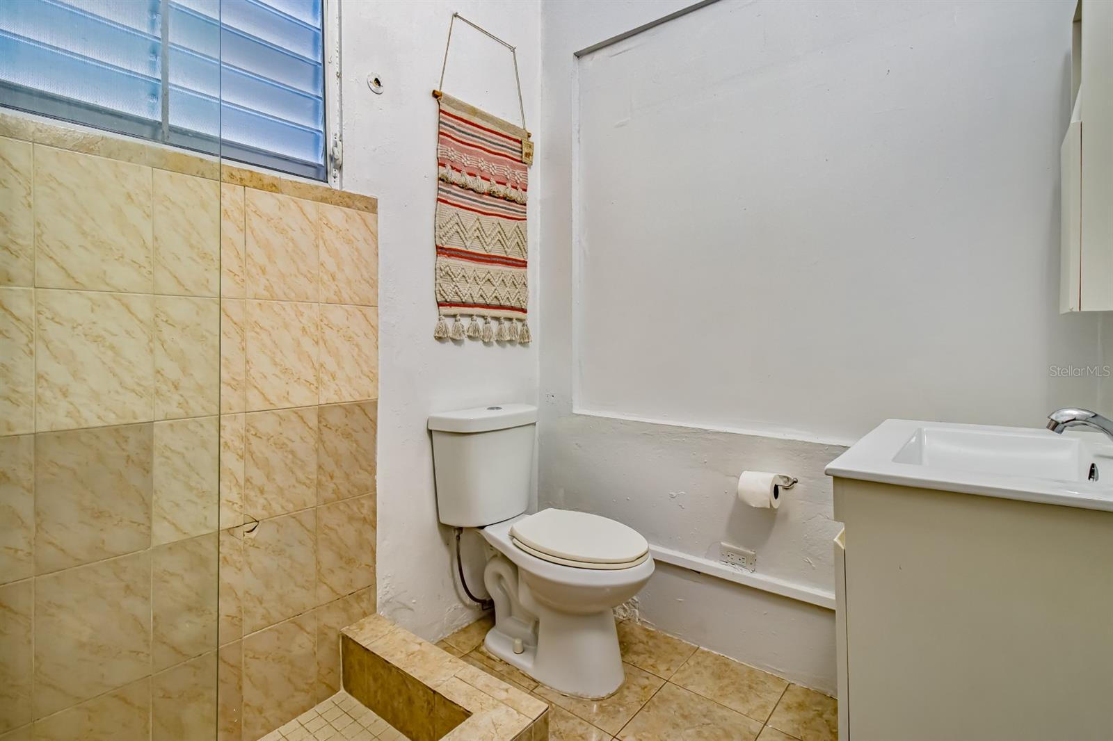 CONDADO - Residential Income