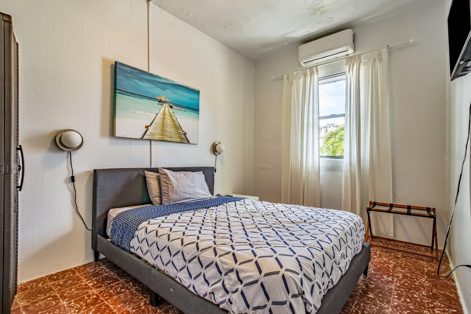 CONDADO - Residential Income