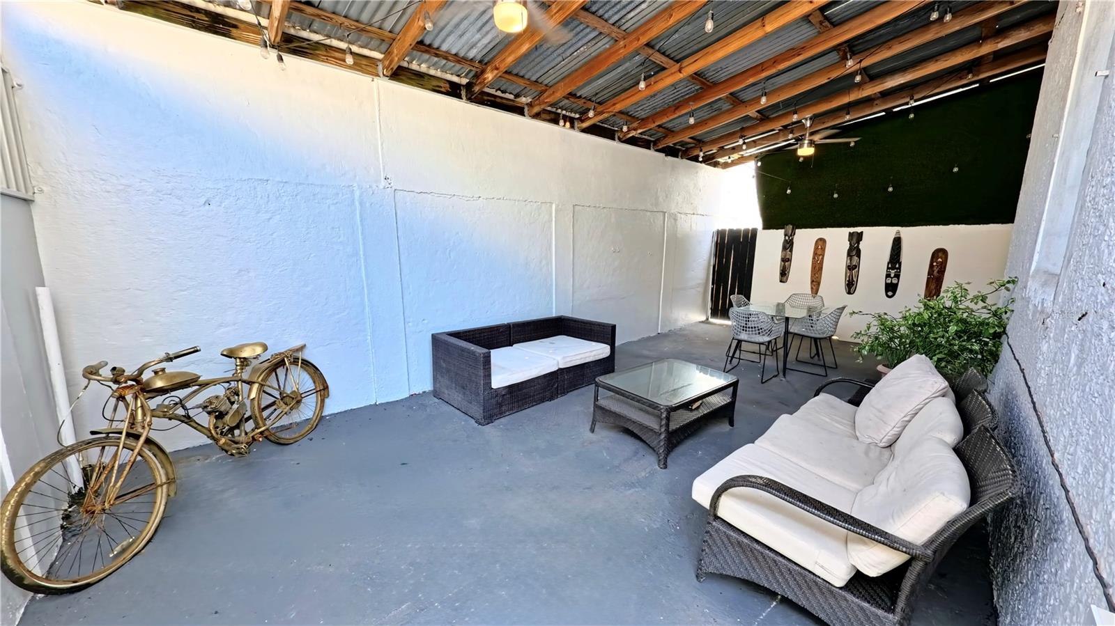 CONDADO - Residential Income