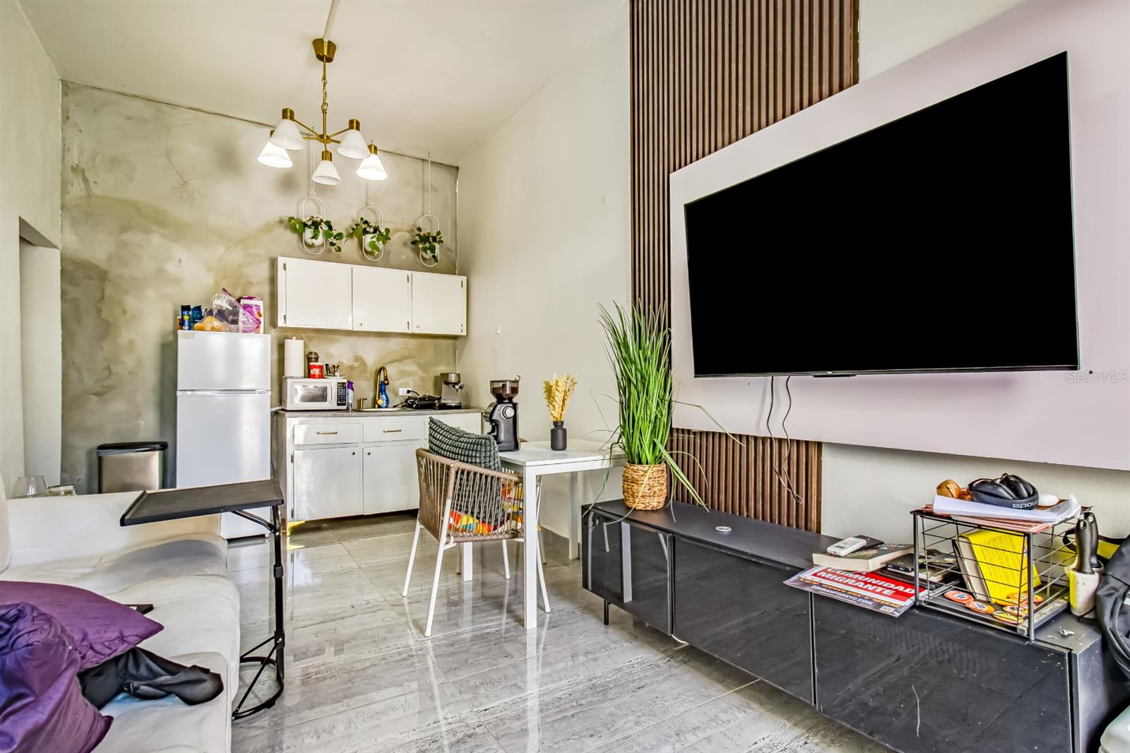 CONDADO - Residential Income