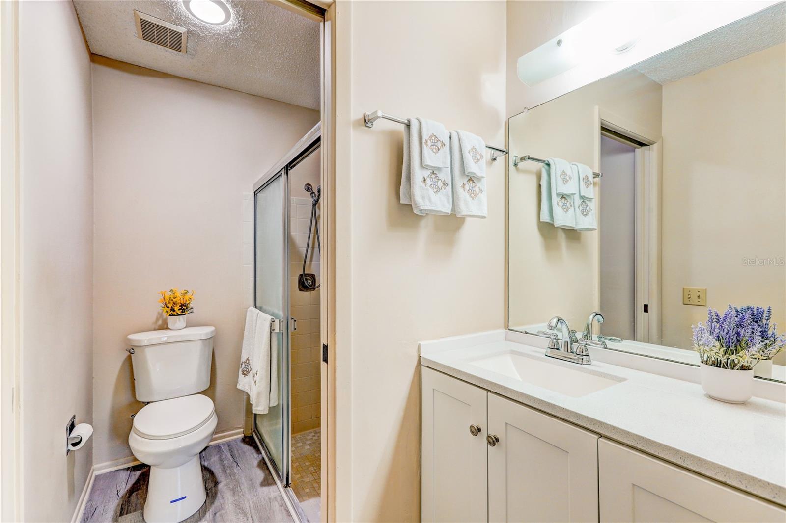 VILLAGE WOODS CONDO PH 01 - Residential