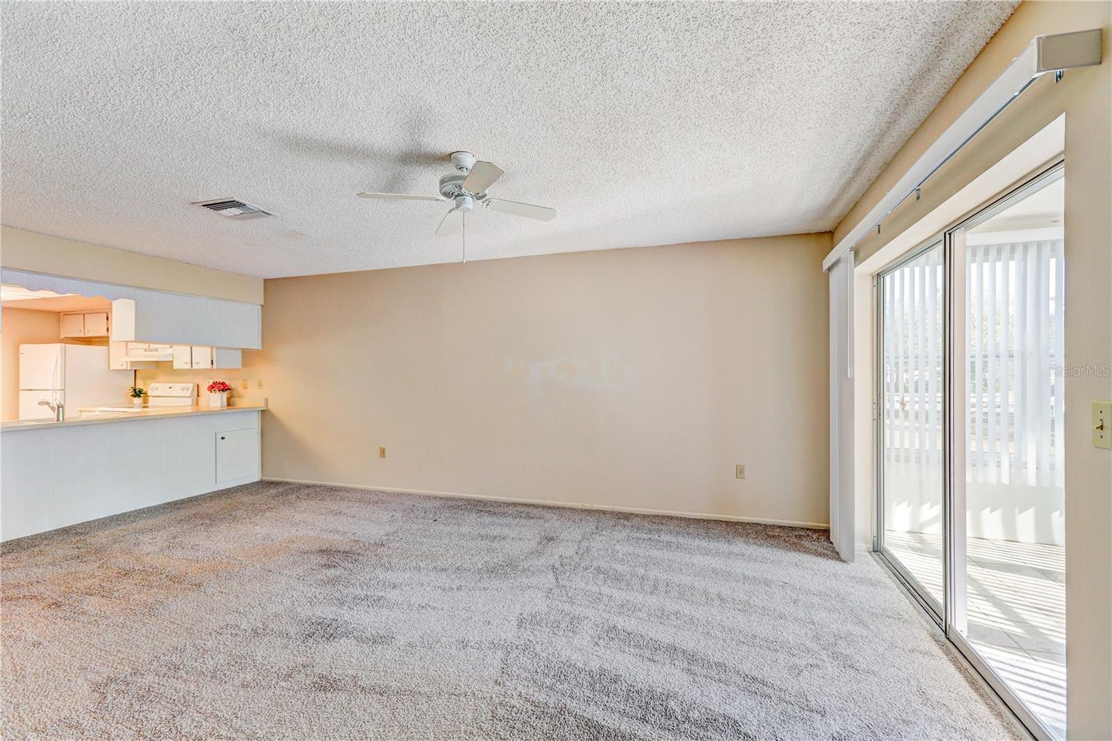 VILLAGE WOODS CONDO PH 01 - Residential