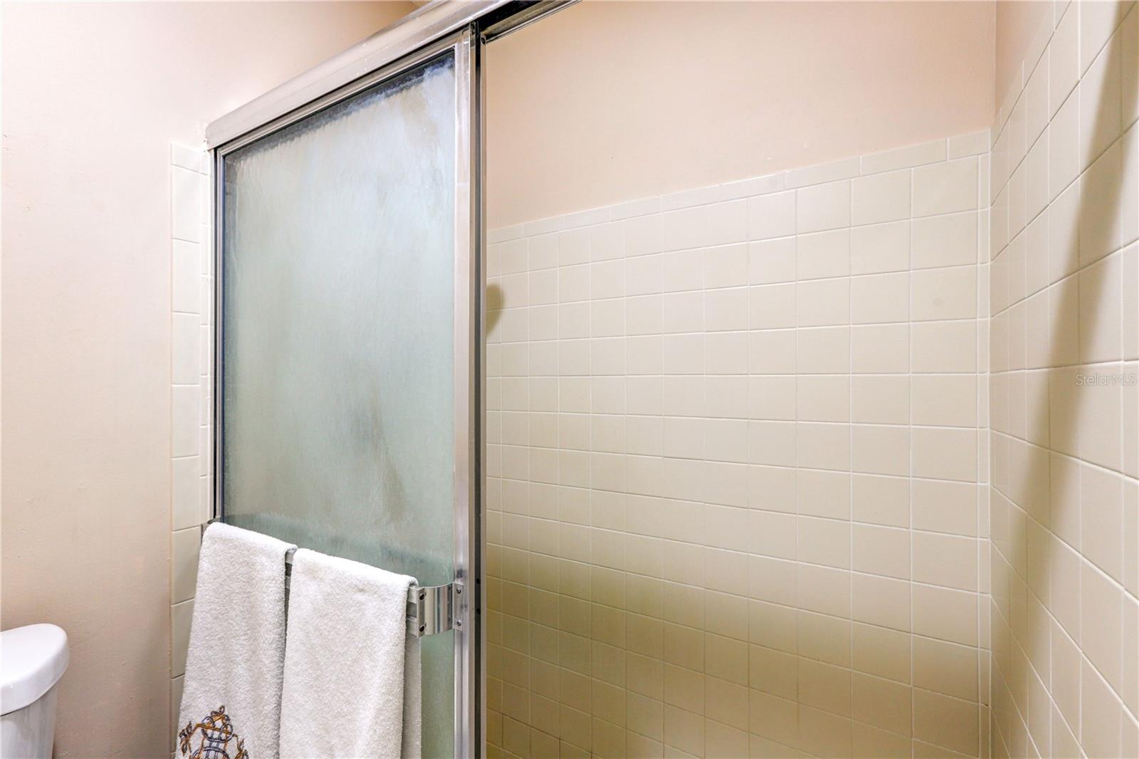 VILLAGE WOODS CONDO PH 01 - Residential