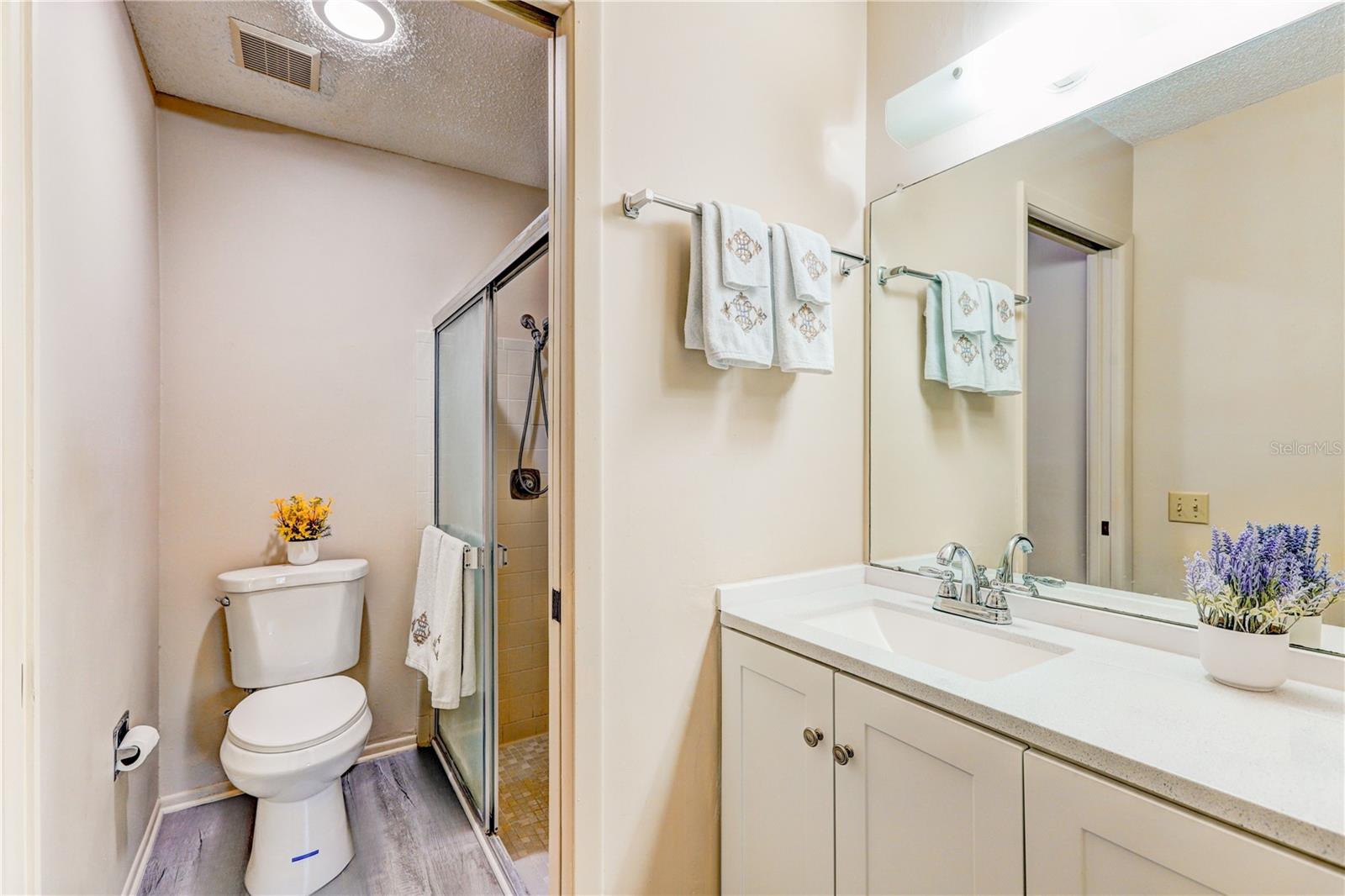 VILLAGE WOODS CONDO PH 01 - Residential