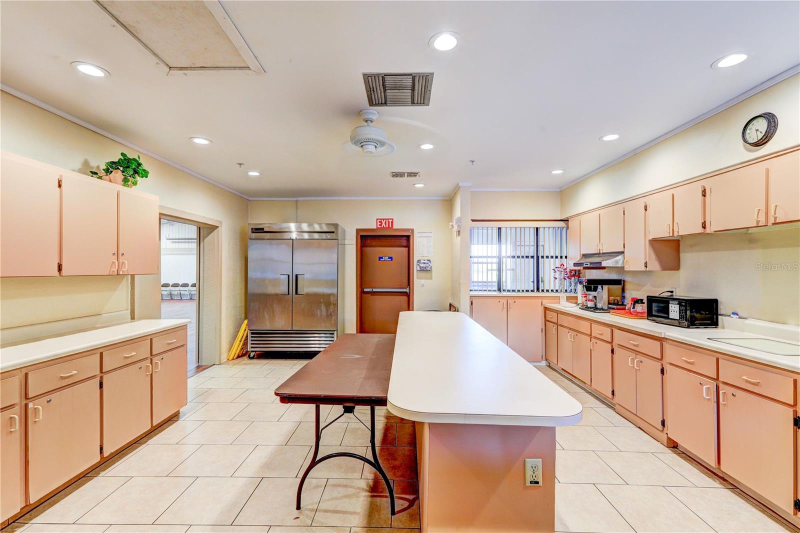 VILLAGE WOODS CONDO PH 01 - Residential