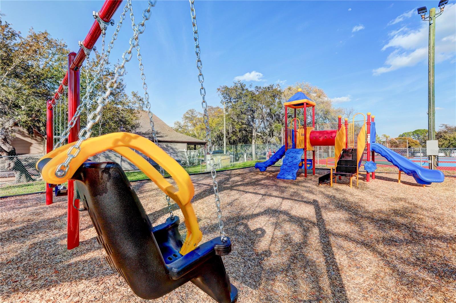 VILLAGE WOODS CONDO PH 01 - Residential