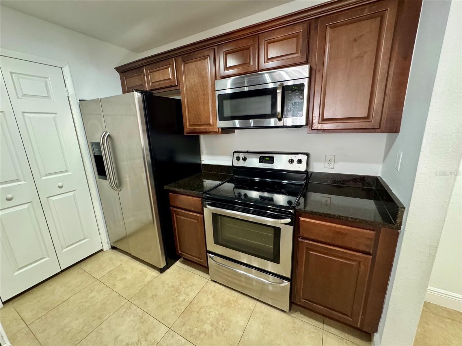 REGENCY GARDENS - Residential Lease