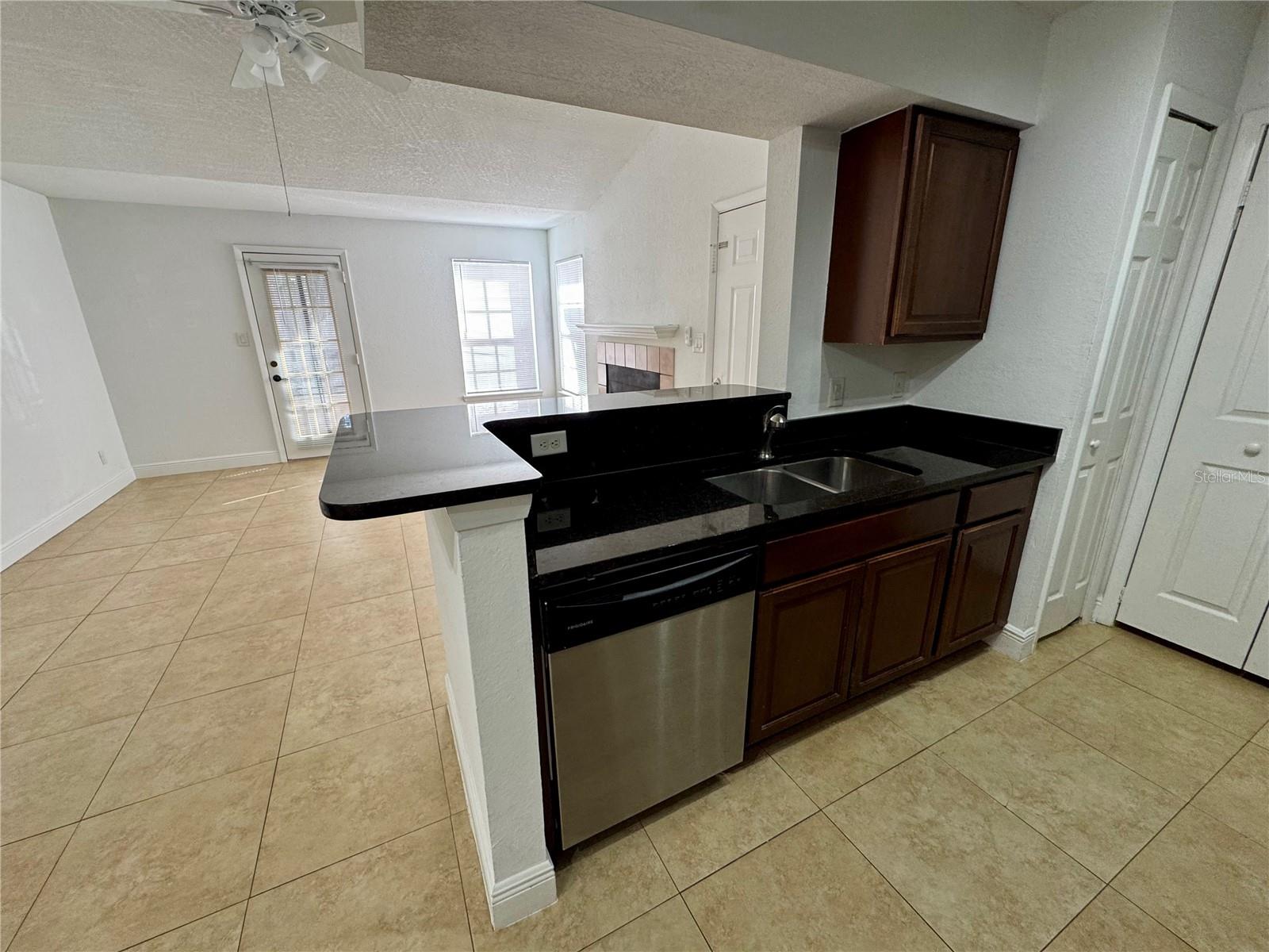 REGENCY GARDENS - Residential Lease