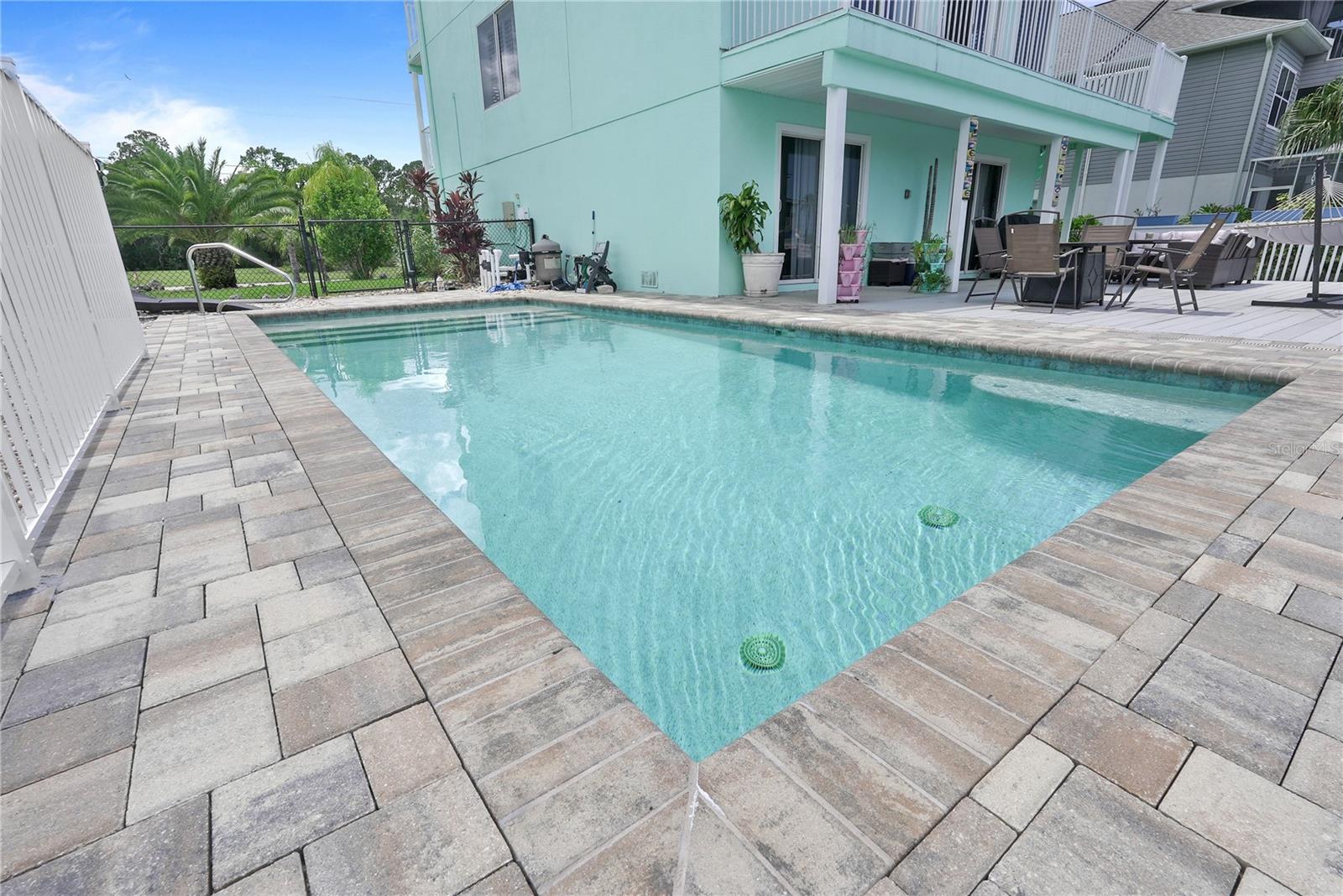 HERNANDO BEACH - Residential