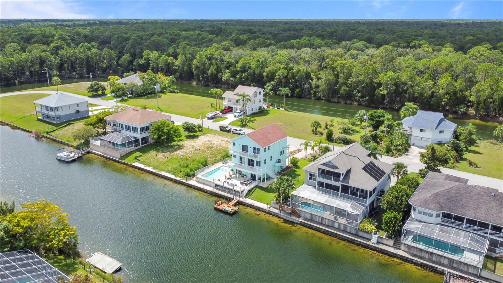 HERNANDO BEACH - Residential