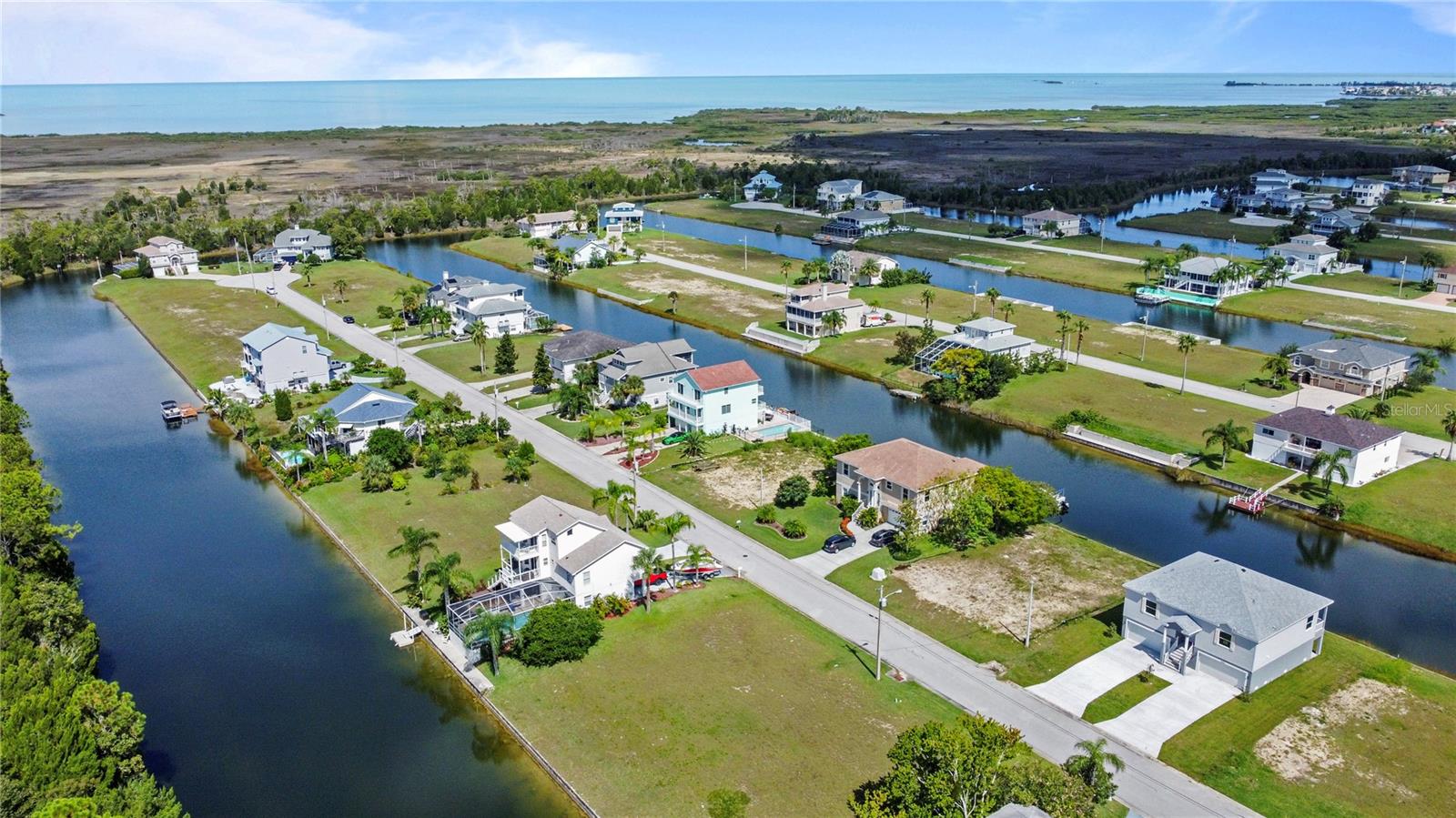 HERNANDO BEACH - Residential