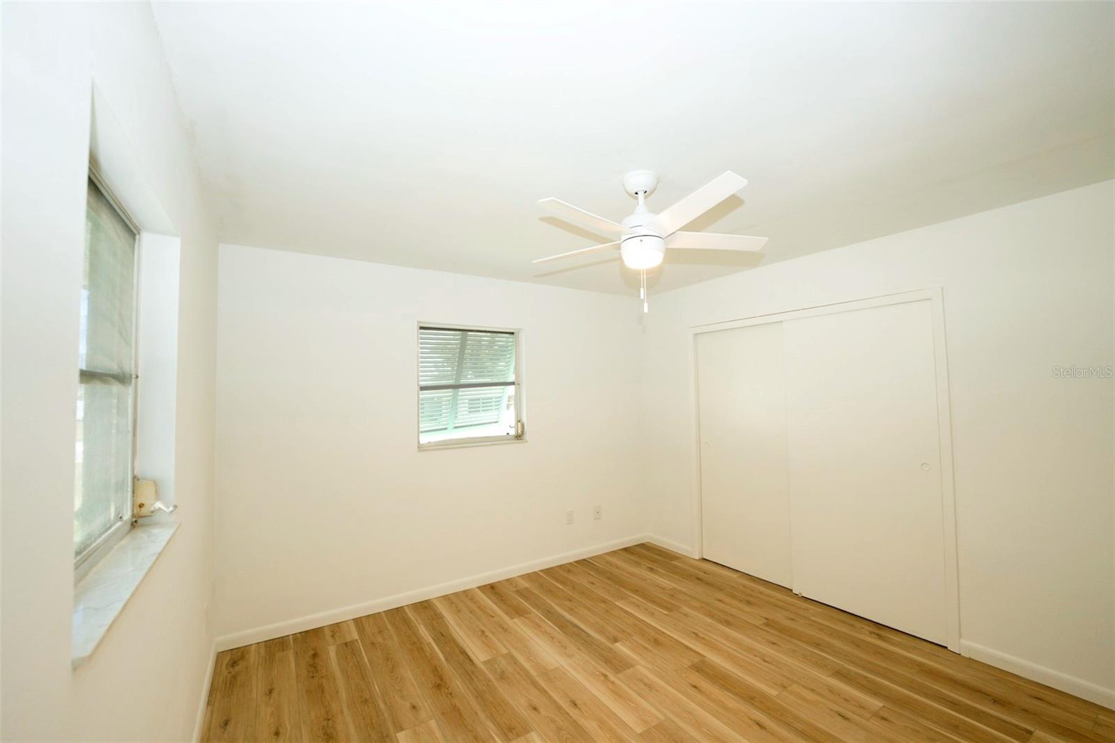 VENICE EAST 3RD ADD - Residential Lease