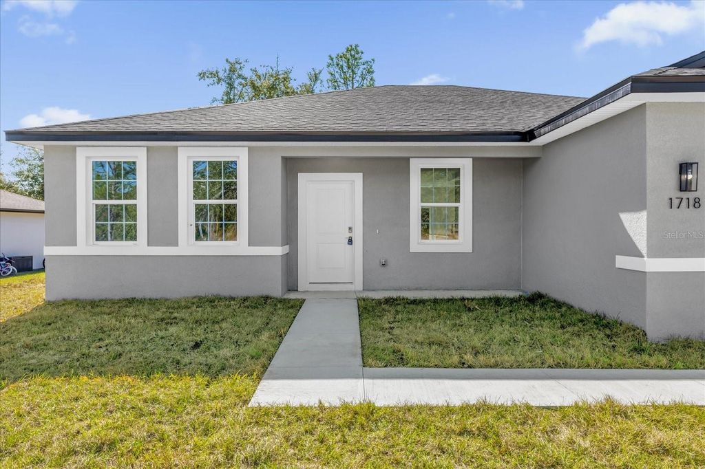 Photo of 1718 W Manchester Drive, Citrus Springs, FL 34434 (MLS # O6368411)