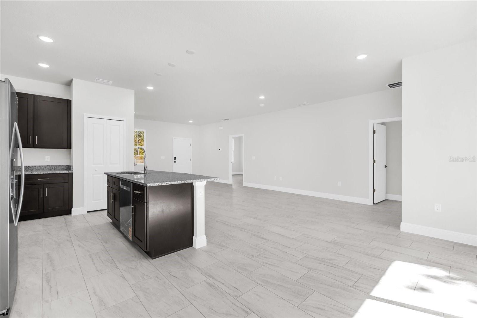 CITRUS SPGS UNIT 23 - Residential