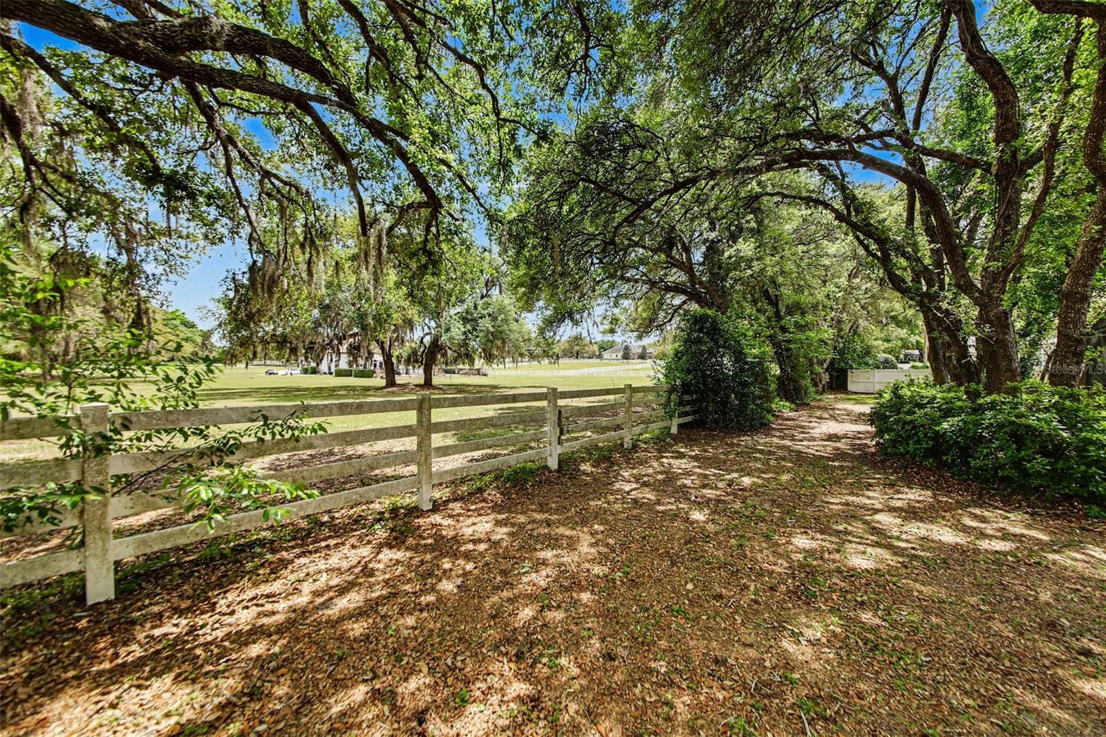 ROCK SPGS RIDGE PH 03 - Residential